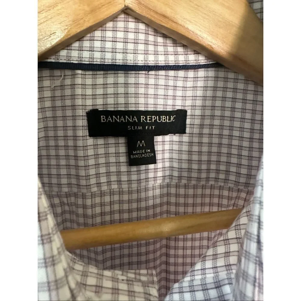 Banana Republic Men’s Maroon and White Slim Fit Button Down Top Size Medium
